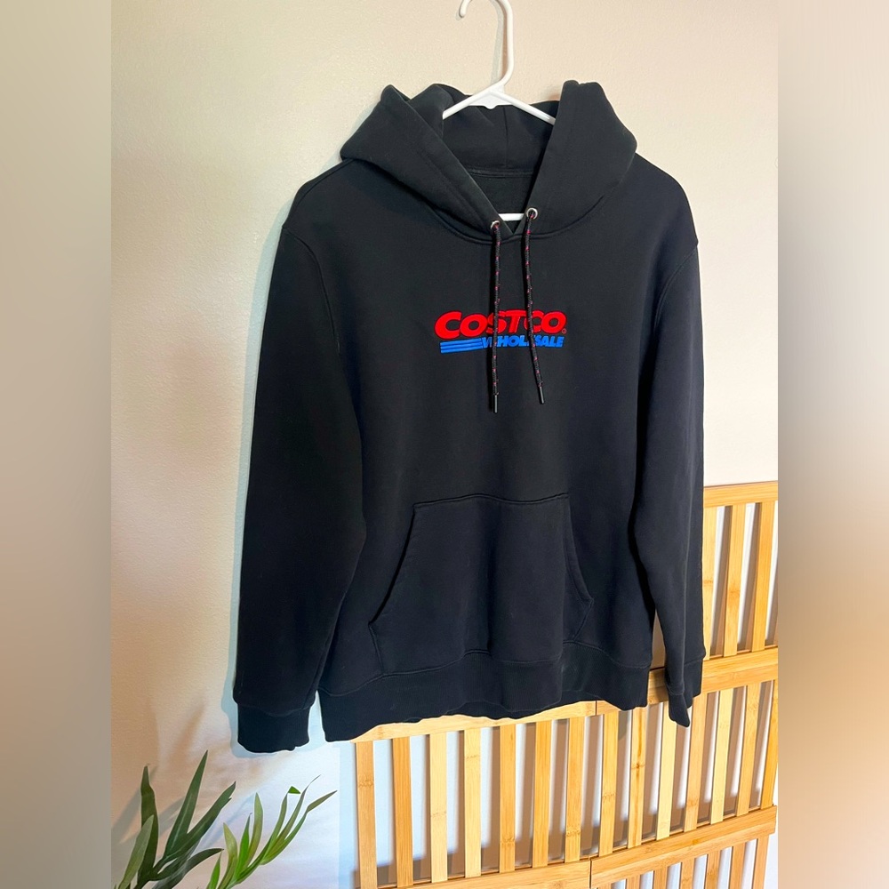 COSTCO WHOLESALE HOODIE